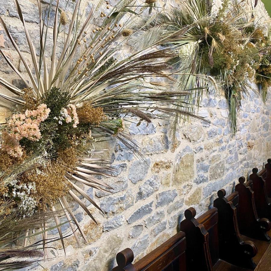 The Lion At Inn West Pennard