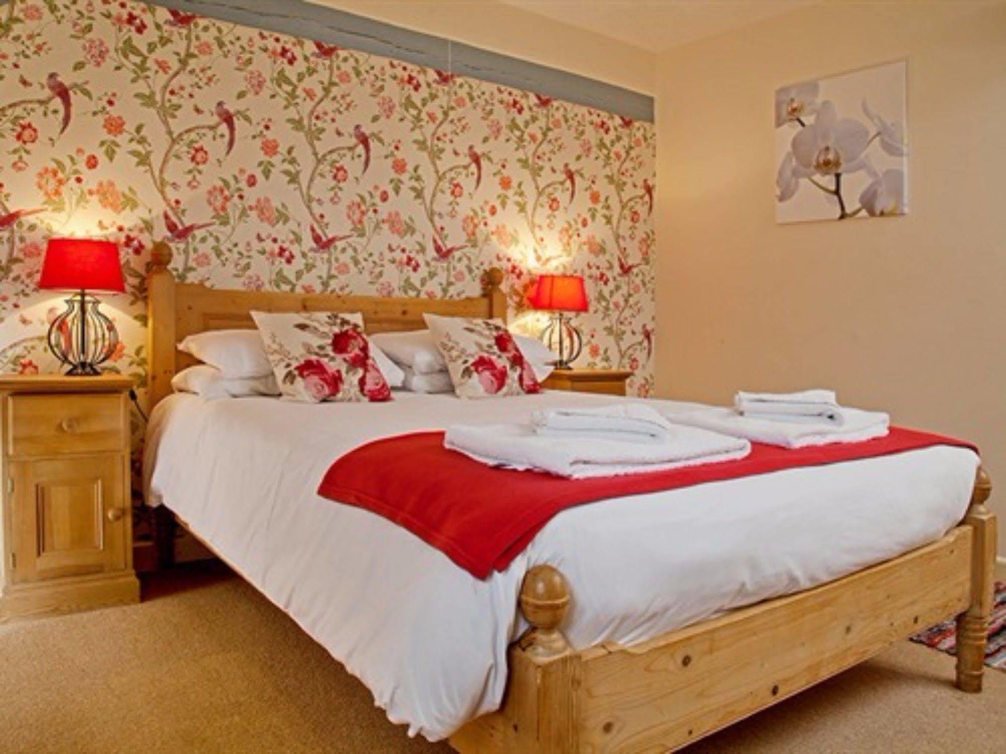 Inn The Lion At West Pennard